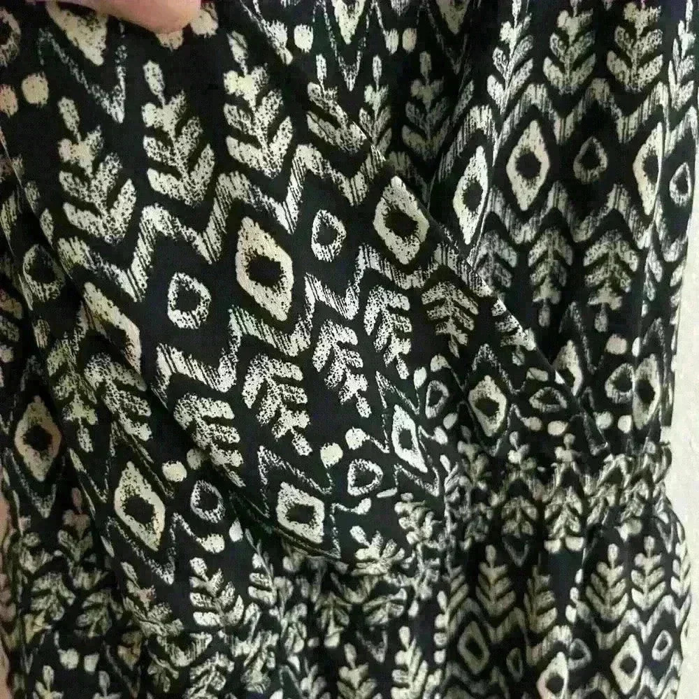 Loft Patterned Romper - Picture 3 of 4